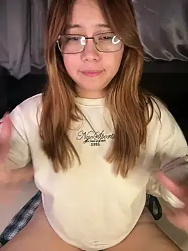 MerlyG webcam