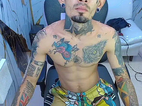 Boy_tatto77 webcam