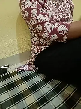 Seema_yadav01 webcam