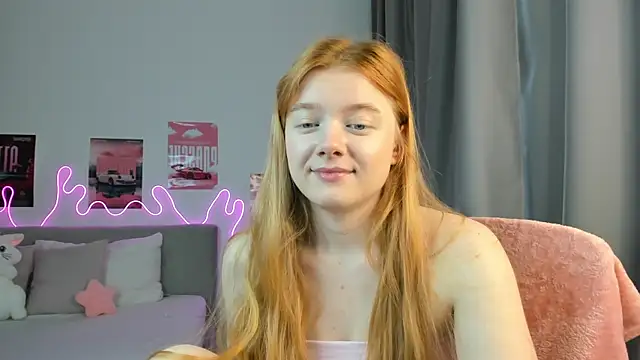 Evie_Tomioka webcam