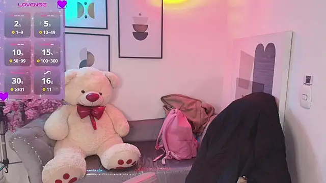 Charlotte_stoone webcam
