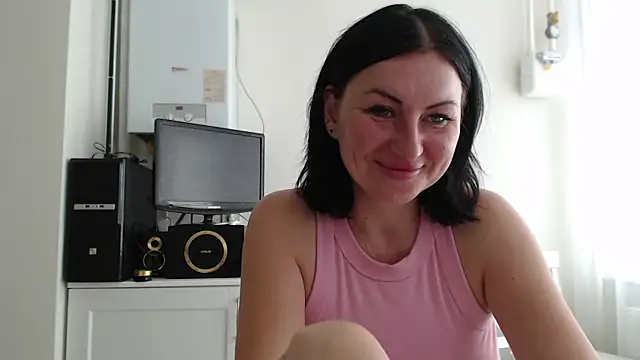 KimmmyVelour webcam
