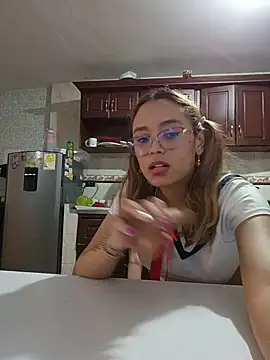 TaraaHot webcam
