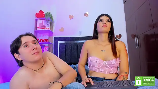 Mariana_and_Ronny webcam