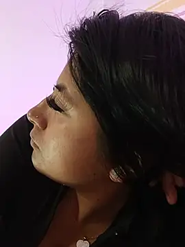 Alahia_Myers webcam