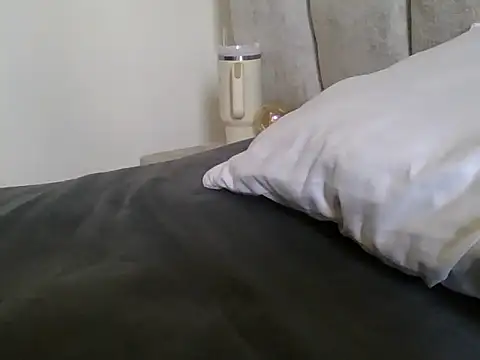 Hotpetittey webcam