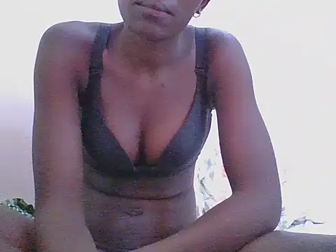 ebonypetite2 webcam
