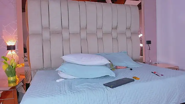 Lilithstarlight webcam