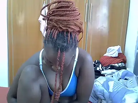 kaya_bear webcam