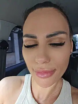 KatiaDivine webcam