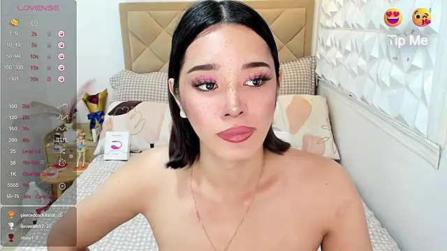 TsHeartXxx webcam