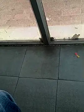 oneeyedwonder96 (Ask my age) - Flash and cum at BUSSTOP