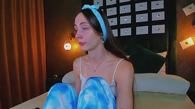 Lexi_Split webcam