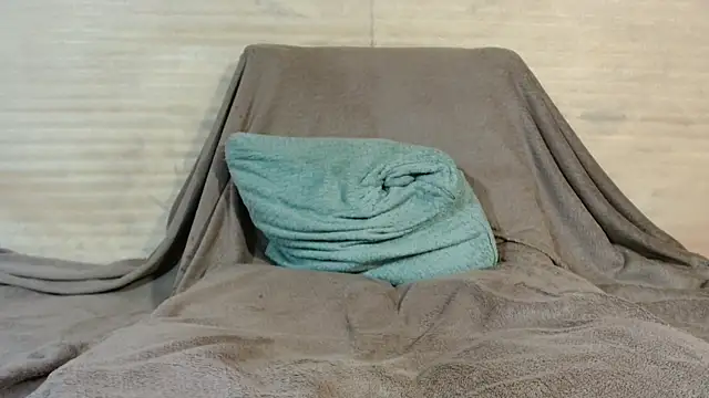Luckyalice_4u webcam
