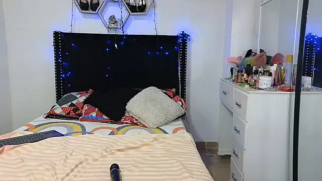 charlotte_077 webcam