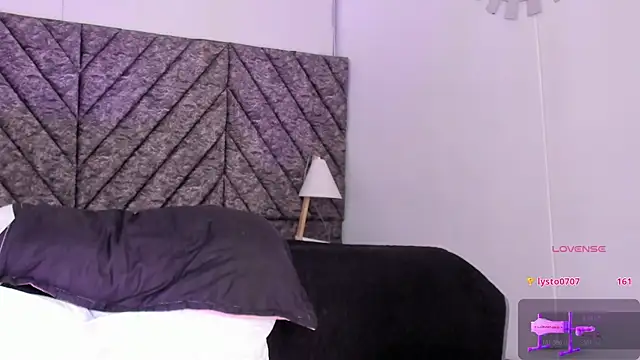 ALONDRAMILF webcam