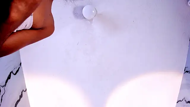 averline_sterling webcam