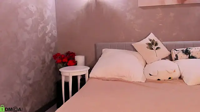 Daria_J webcam