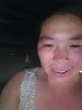 quynhkoolbae webcam