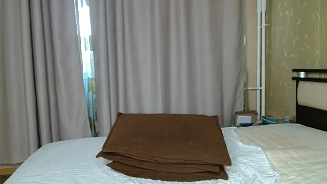 KellePourier webcam