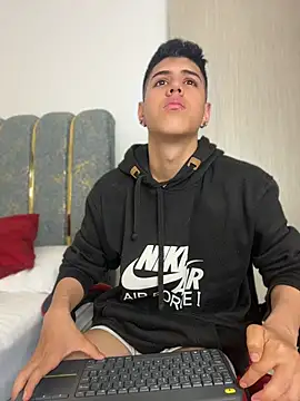 Angel_khouri_ webcam