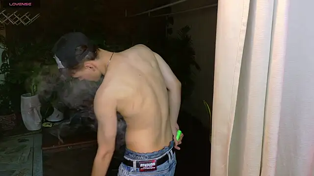 LoganSteel_ webcam