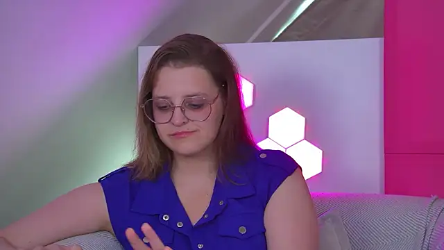 AlexaAvery webcam
