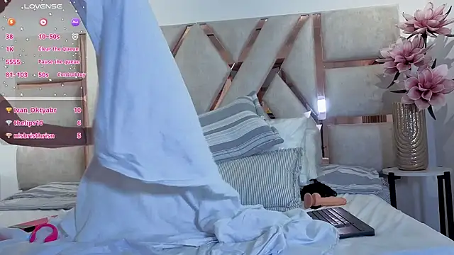 kellygrace_vg webcam