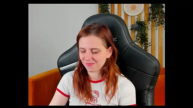 FreyaVeys webcam