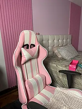 MoonLitDoll webcam