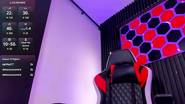 SantyFoxxs webcam
