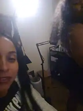 mmm_q_rica webcam