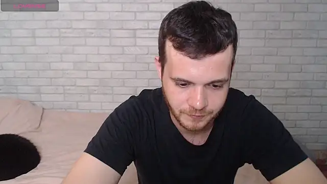 Alexxx_horny webcam