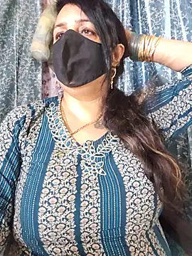 cute-tanvi webcam