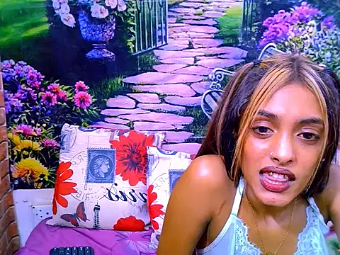 indianpretty14u2luv - IndianPretty14u2Luv's free webcam - UK Sex Cams