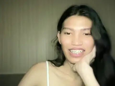 Yourgoddess_jayve webcam