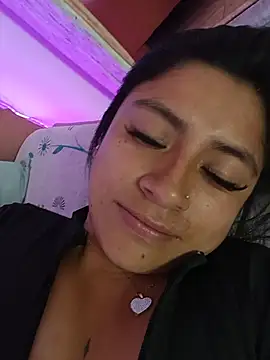 Alahia_Myers webcam