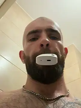 Matthewnoir live cam on StripChat