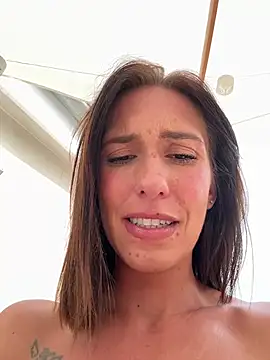 lola_tentatiion live sex cam