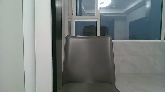 nole_china7 (Ask my age) - talk / fun / cum