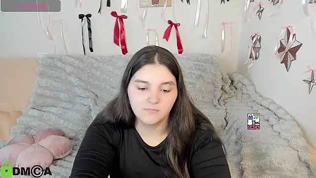 MonikaMooon live cam on StripChat