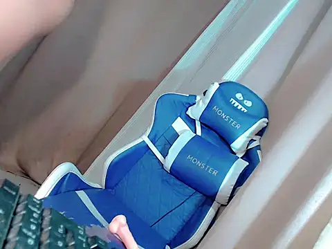 Ur_Goddes_Barbie webcam