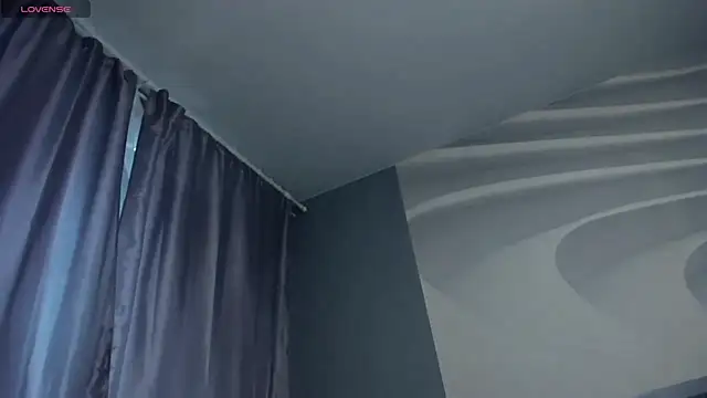 TarynPalek webcam