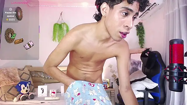huge_armound