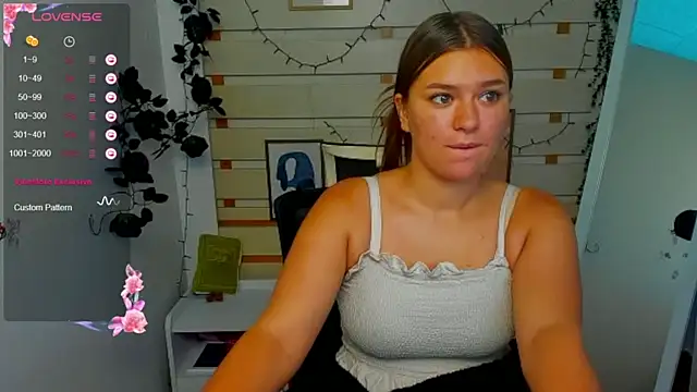 Josephine_Kiss webcam
