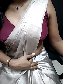 Tamilmallu-duskygirl03 webcam