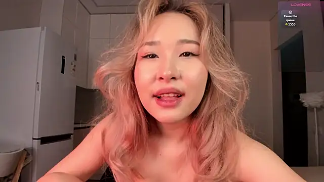 amy_akime webcam