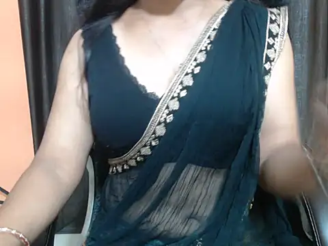 Kudi_Kiyara webcam