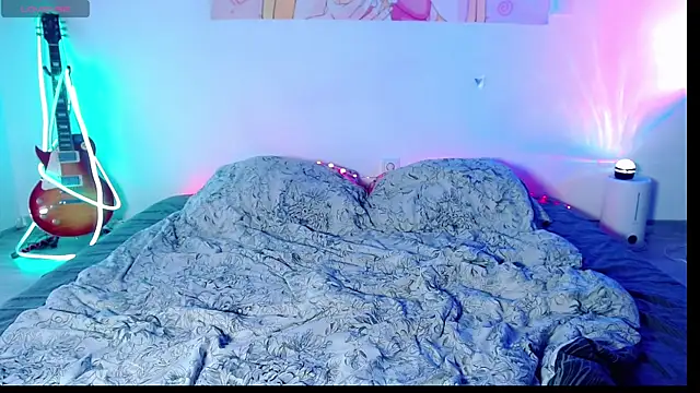 モデル: Emily_Nyaffee