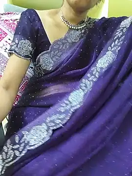 cuteteluguammmaie (F milf) - Name on navel